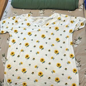 Kyte baby sunflower women’s shirt